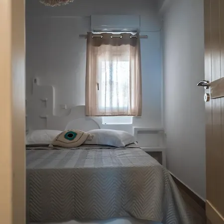 Holiday home Lareroom 3 σπίτι μπροστά στη παραλία με μικρή πισίνα