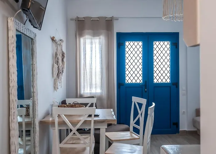 Semesterbostad Lareroom 3 σπίτι μπροστά στη παραλία με μικρή πισίνα *