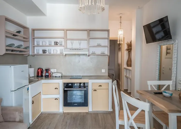 Semesterbostad Lareroom 3 σπίτι μπροστά στη παραλία με μικρή πισίνα *