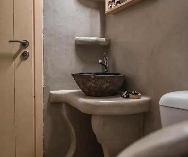 Semesterbostad Lareroom 3 σπίτι μπροστά στη παραλία με μικρή πισίνα *