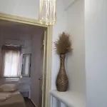 Lareroom 3 σπίτι μπροστά στη παραλία με μικρή πισίνα *