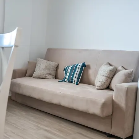 Nyaraló Lareroom 3 σπίτι μπροστά στη παραλία με μικρή πισίνα Kíthnosz