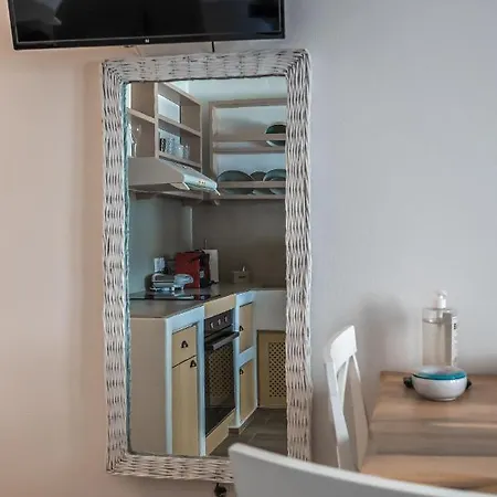 Lareroom 3 σπίτι μπροστά στη παραλία με μικρή πισίνα * Kíthnosz