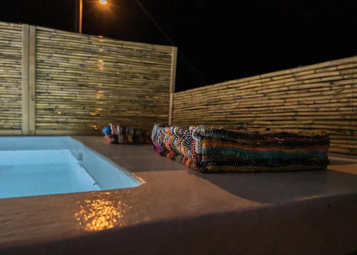 Lareroom 3 σπίτι μπροστά στη παραλία με μικρή πισίνα Сasa de vacaciones Kithnos